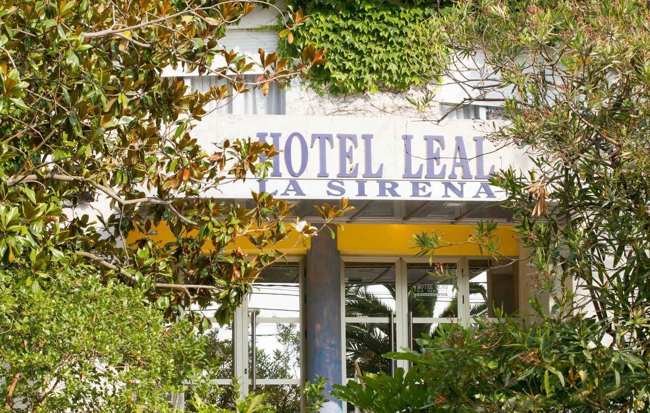 Hotel Leal - La Sirena Вильянуэва-де-Ароса Экстерьер фото